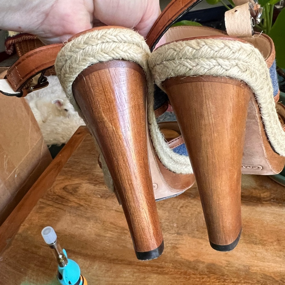👠 🚨 Coach Denim Espadrille Heels | Size 6 🚨 - Picture 4 of 10